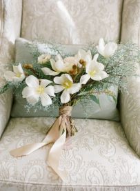 Dogwood-boho-wedding-bouquet